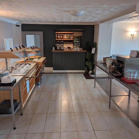 Mayfair Hotel - Isle Of Wight Шанклин Екстериор снимка