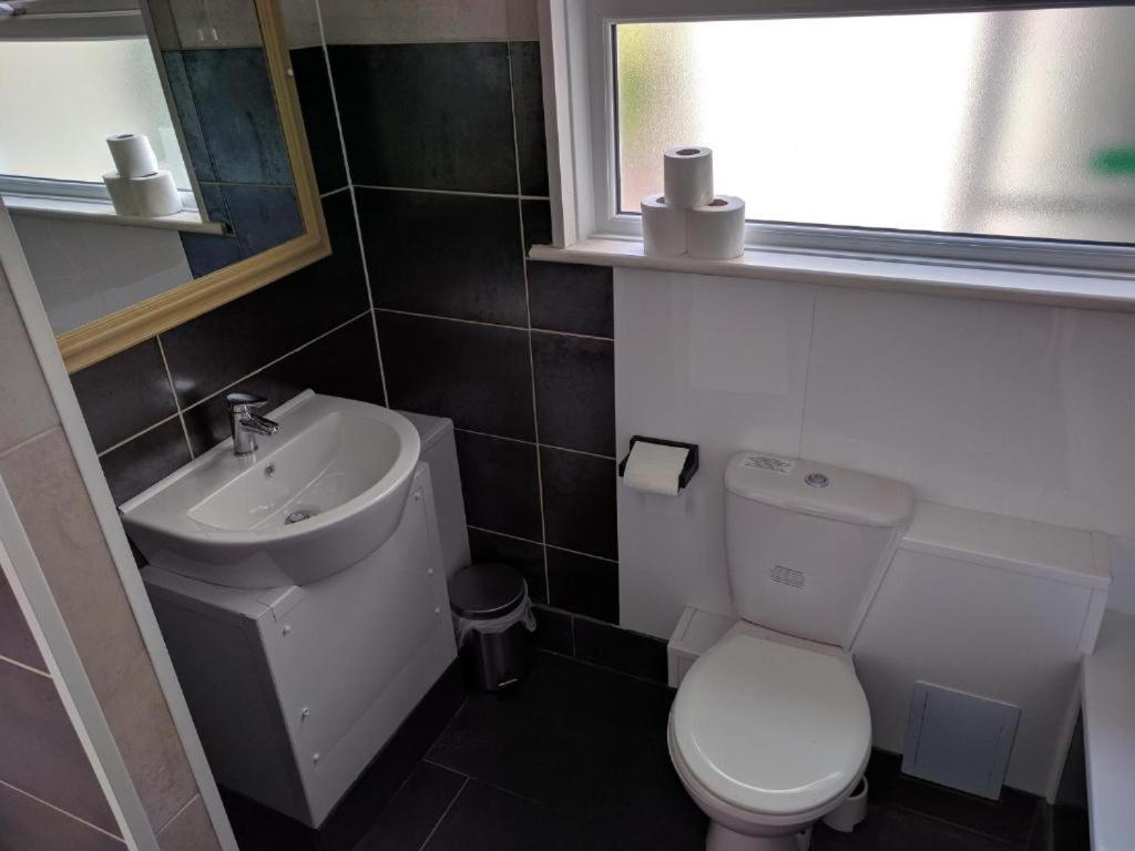 Mayfair Hotel - Isle Of Wight Шанклин Екстериор снимка